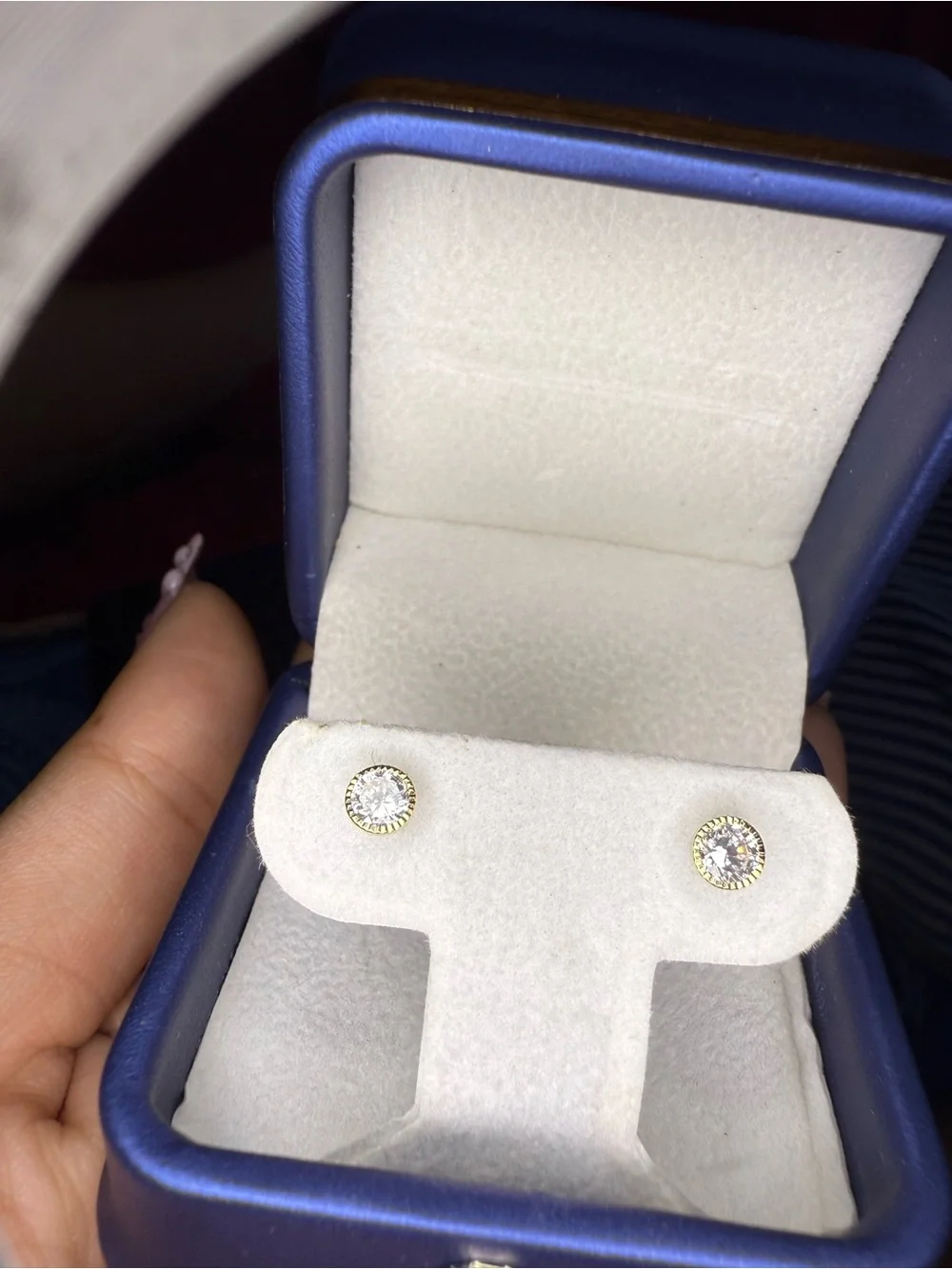 14k SOLID Gold Moissanite Stud Earrings - White